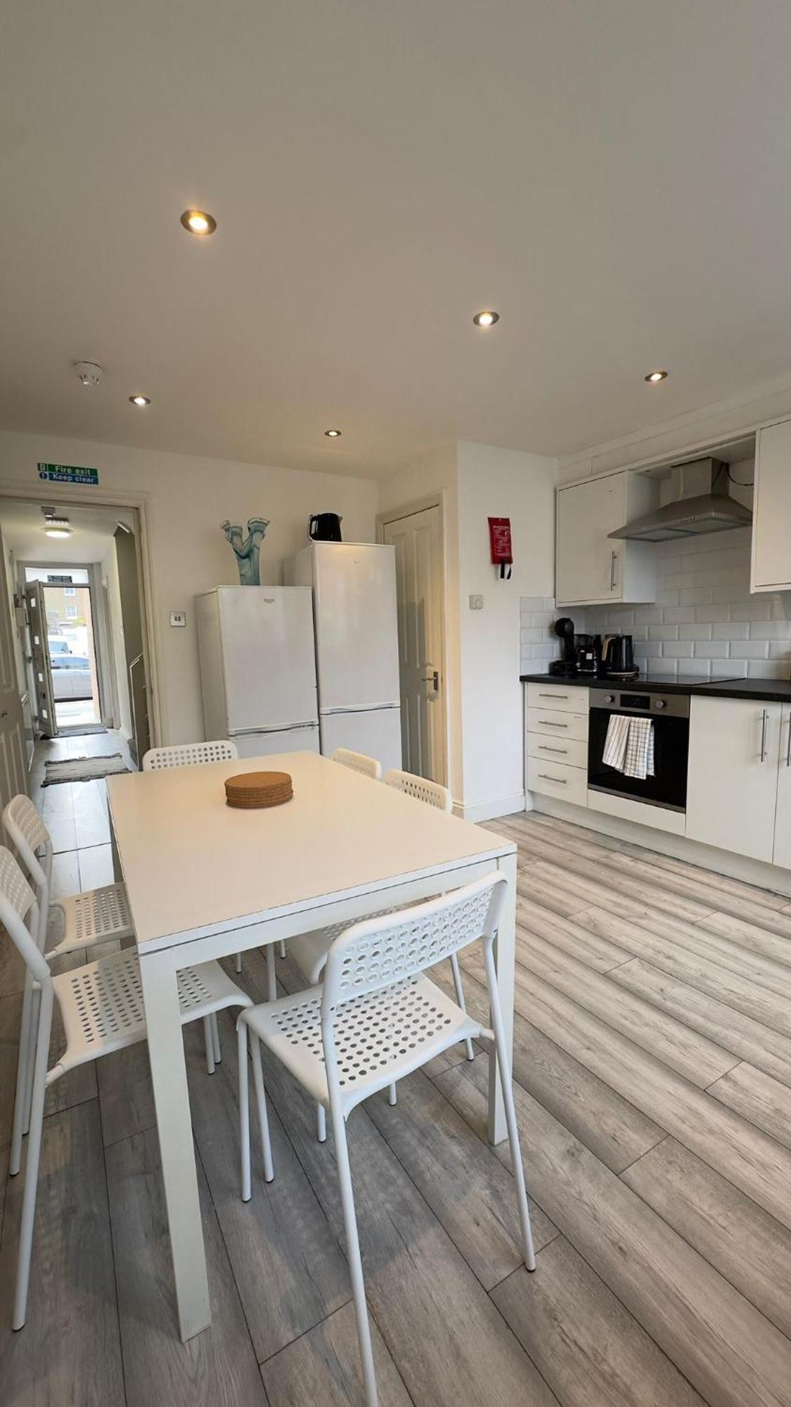 15 Min To Central London Guest Suites 22 Extérieur photo